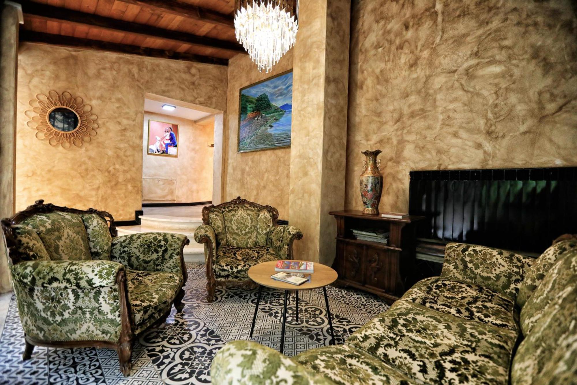 Hotel Labiatan Zogaji 外观 照片