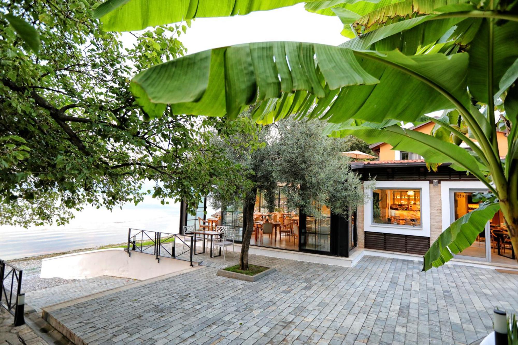 Hotel Labiatan Zogaji 外观 照片