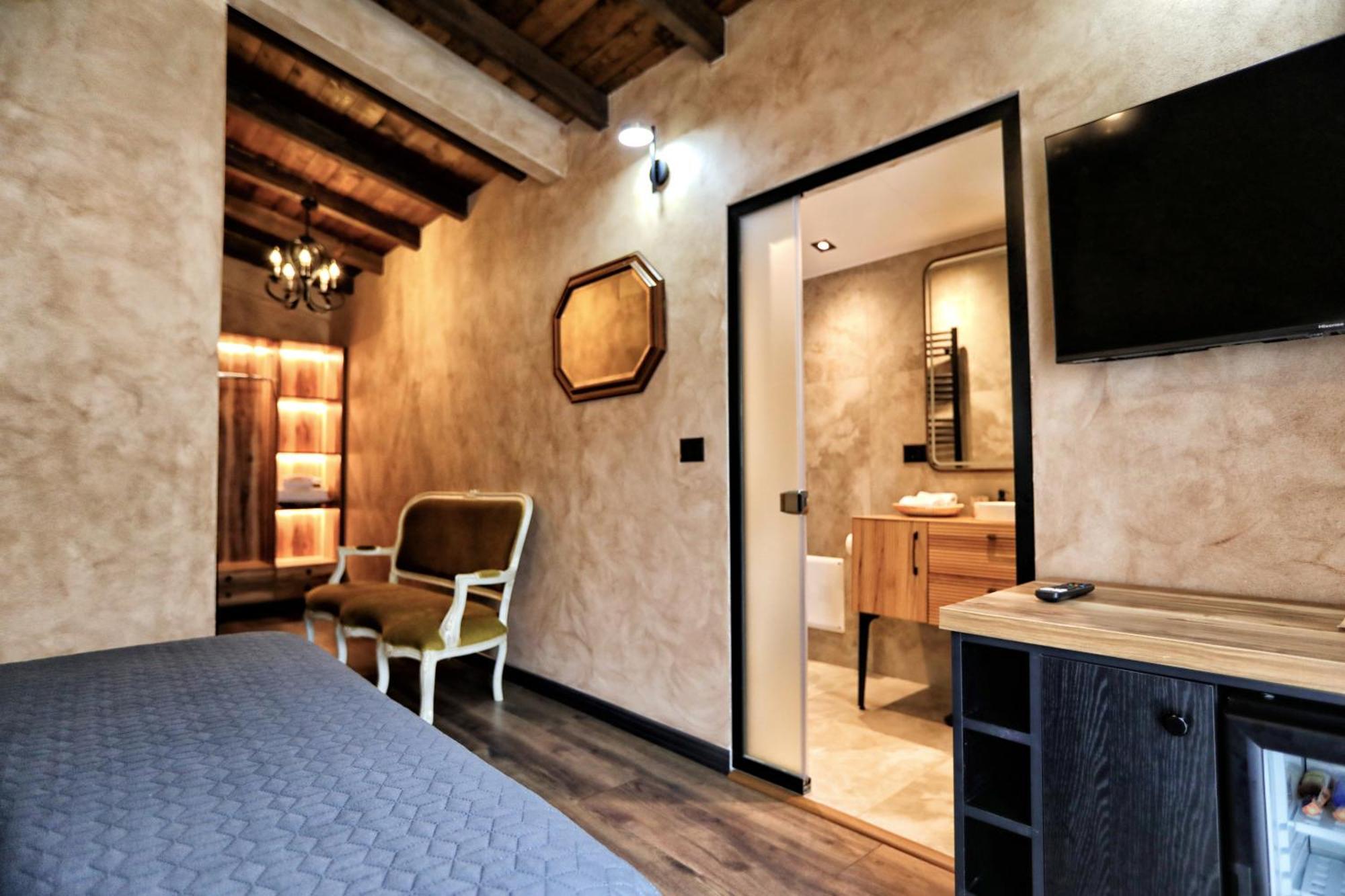 Hotel Labiatan Zogaji 外观 照片
