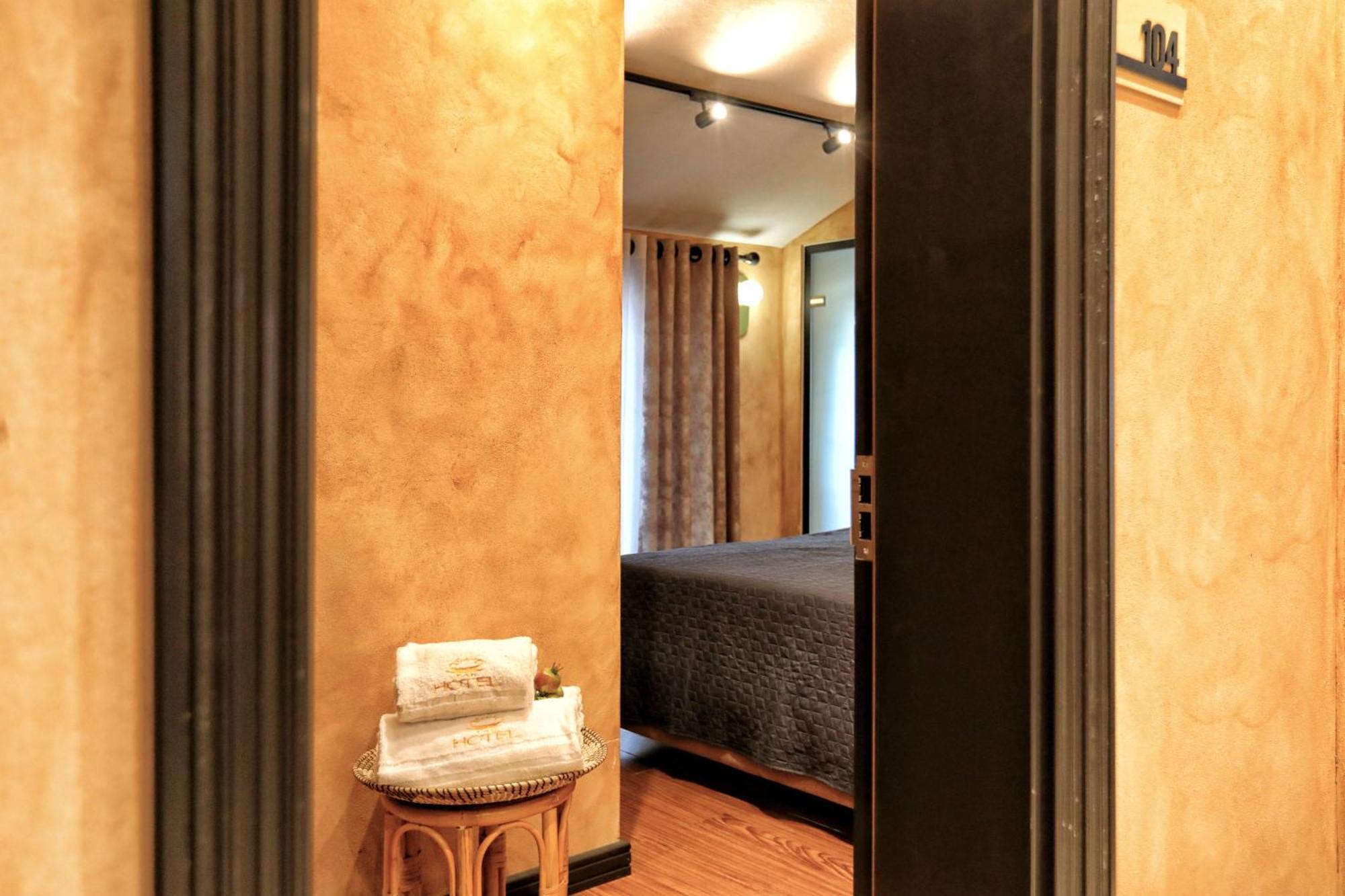Hotel Labiatan Zogaji 外观 照片