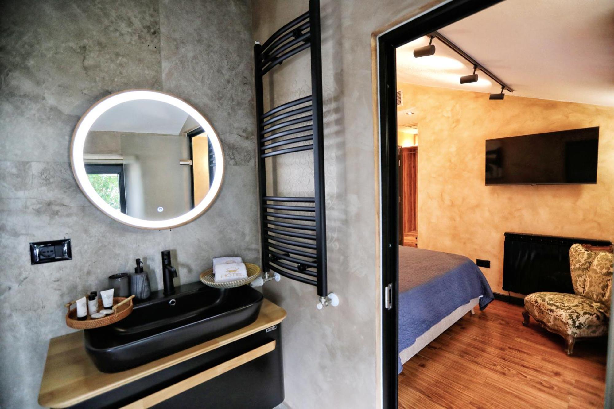 Hotel Labiatan Zogaji 外观 照片
