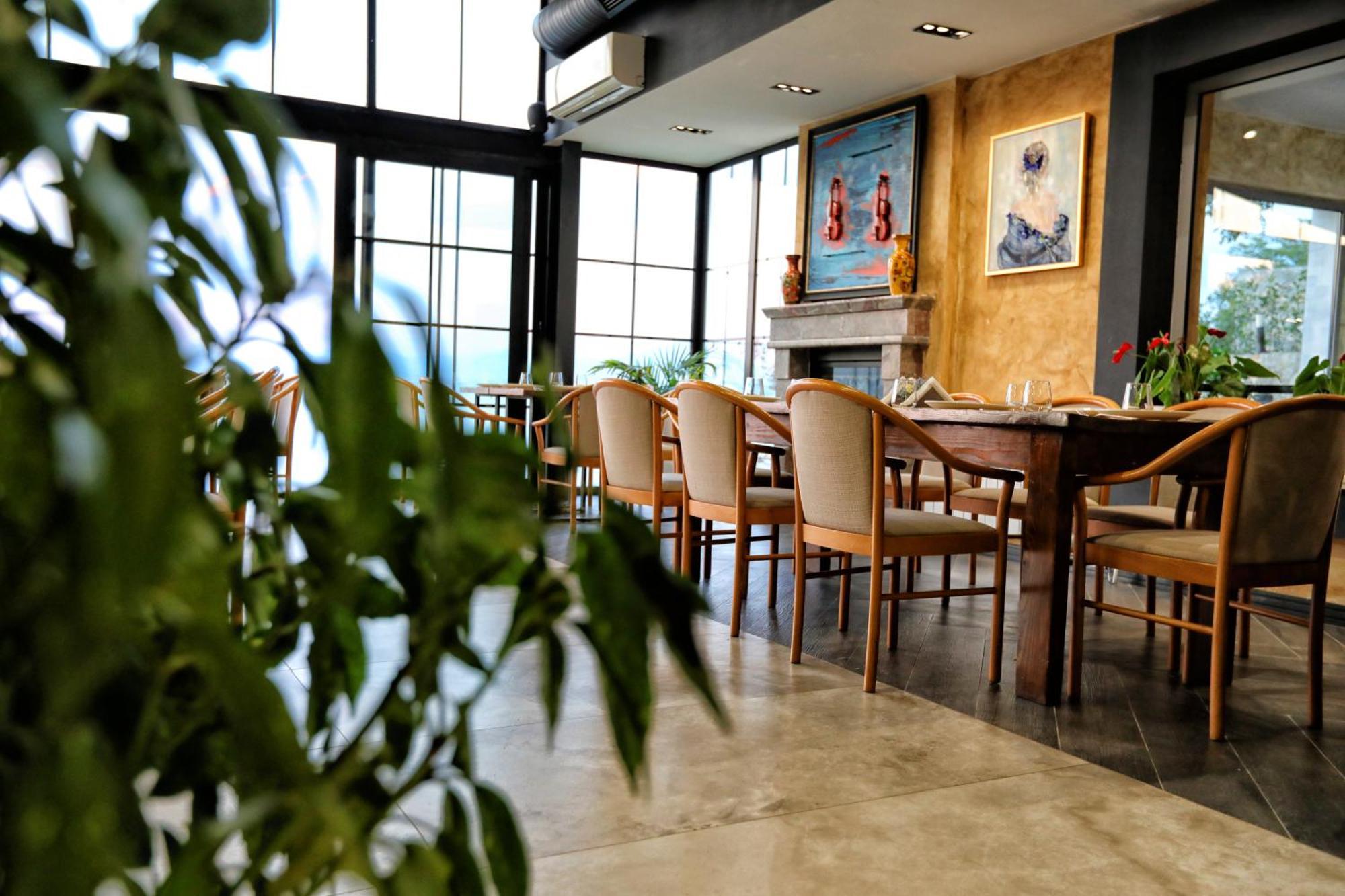 Hotel Labiatan Zogaji 外观 照片