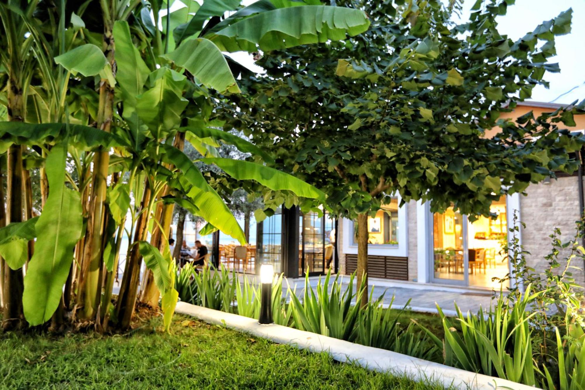 Hotel Labiatan Zogaji 外观 照片
